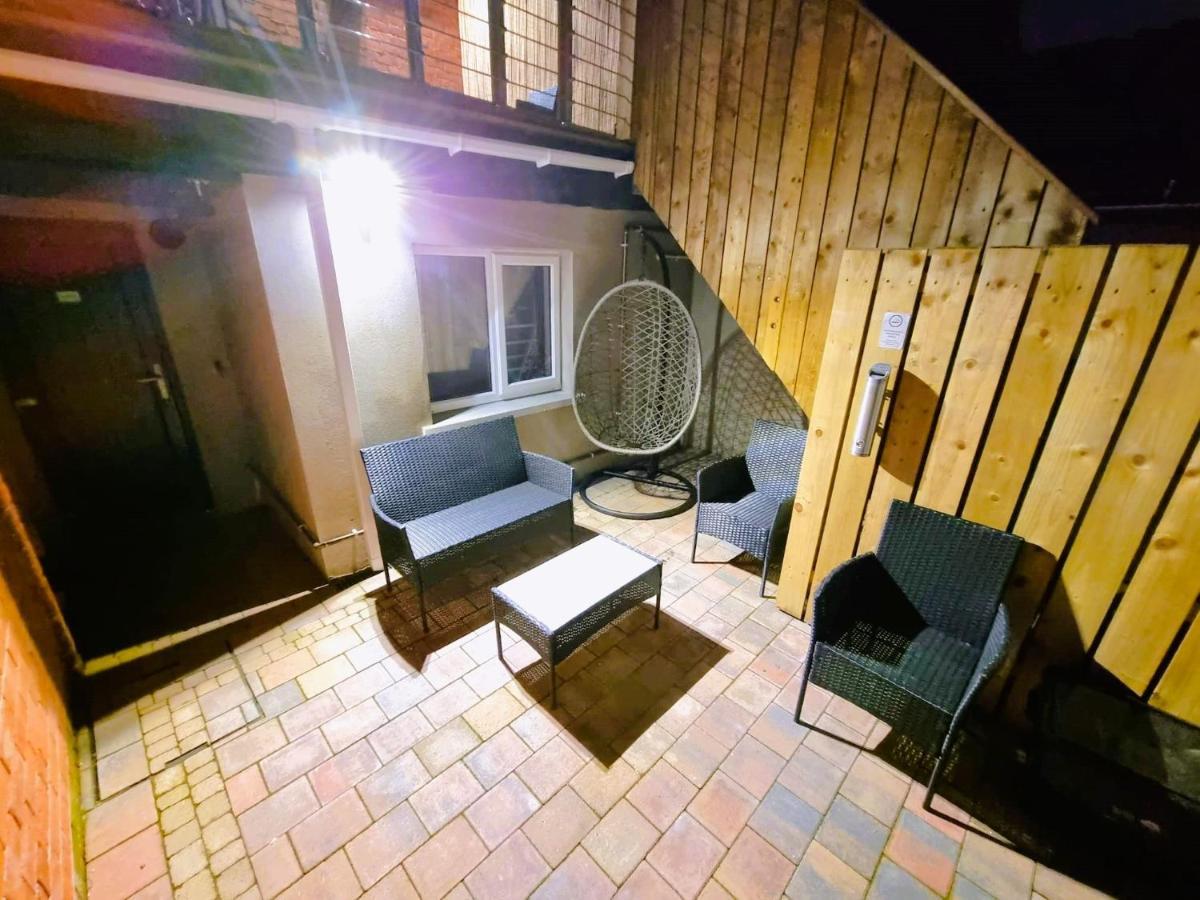 Lmk, Spacious 1 Bedroom Ground Floor Apartment, Ev Charger, Free Parking Wi-Fi, Great Location ベルファスト エクステリア 写真